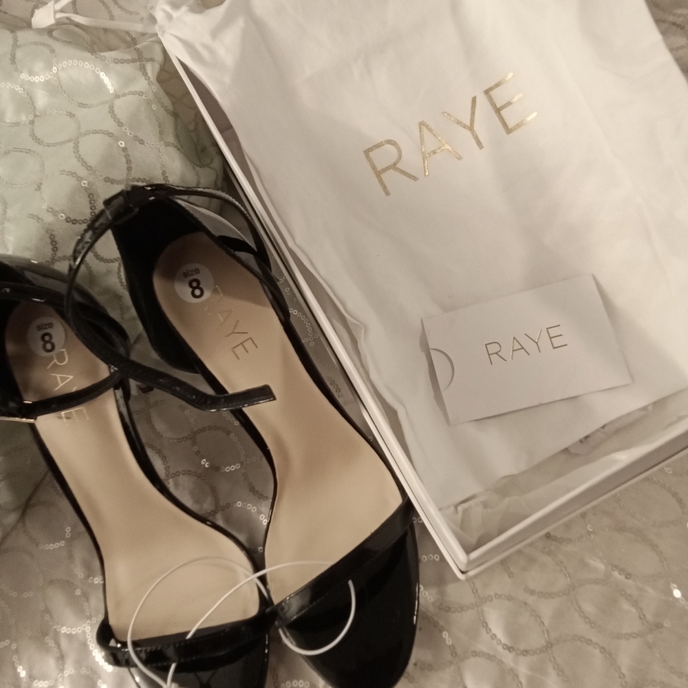 ❤️ NWT RAYE black heels